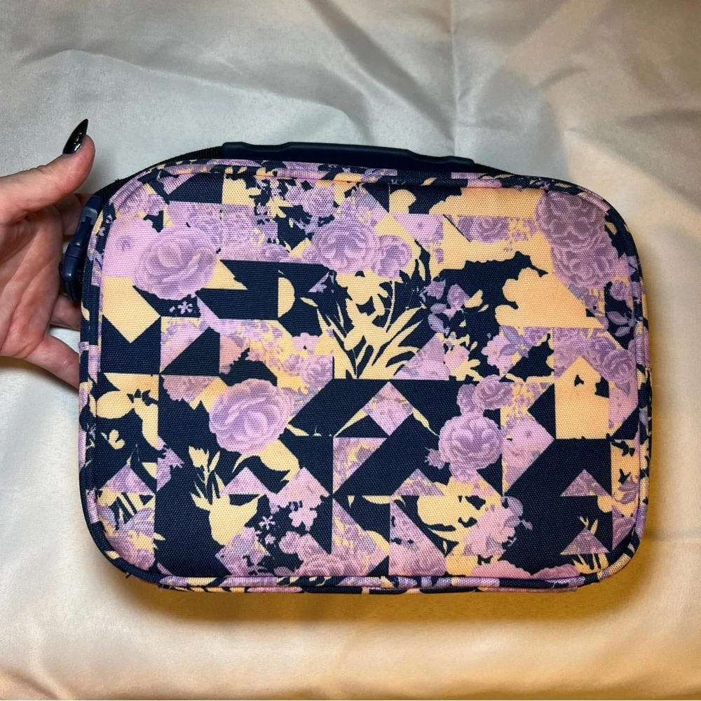 Nike Women's‎ Floral Print Lunch Bag - Black and Pink With Logo